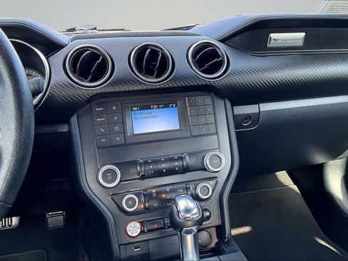 Used 2022 Ford Mustang Coupe w/ Black Accent Package RWD image 9