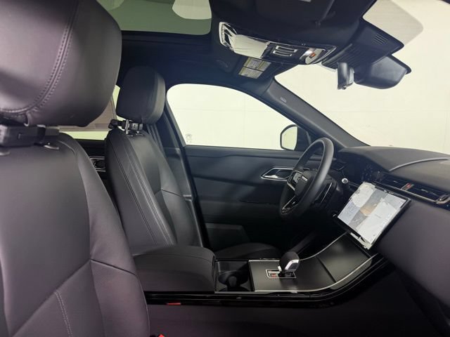 Certified 2026 Land Rover Range Rover Velar S AWD/4WD image 32