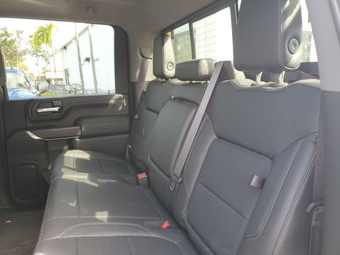 Used 2021 GMC Sierra 2500 SLT image 4