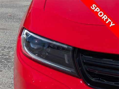 Used 2023 Dodge Charger SXT image 9