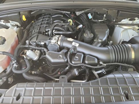 Used 2023 Jeep Grand Cherokee Altitude AWD/4WD image 24