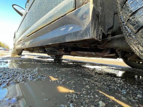 Used 2009 Chevrolet Cobalt LS w/ LPO, Sport Accessory Package image 13