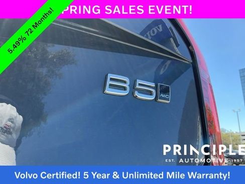 Certified 2025 Volvo XC90 B5 Plus AWD/4WD image 16