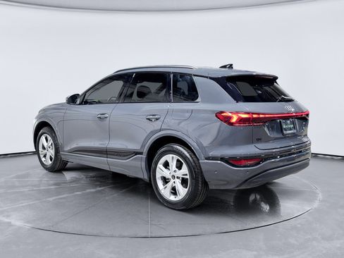 Used 2025 Audi Q6 e-tron Premium Plus w/ Premium Plus RWD image 2