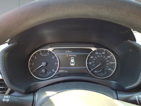 Used 2020 Nissan Altima 2.5 S AWD/4WD image 12
