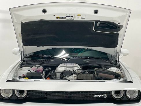 Used 2020 Dodge Challenger SRT Hellcat image 20