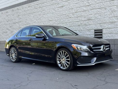 Used 2015 Mercedes-Benz C 400 4MATIC image 41