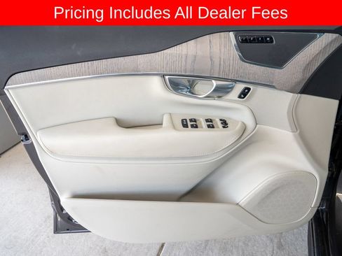 Used 2024 Volvo XC90 B6 Plus w/ Protection Package Premier AWD/4WD image 14