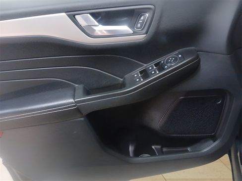 Certified 2021 Ford Escape SE w/ Convenience Package image 16