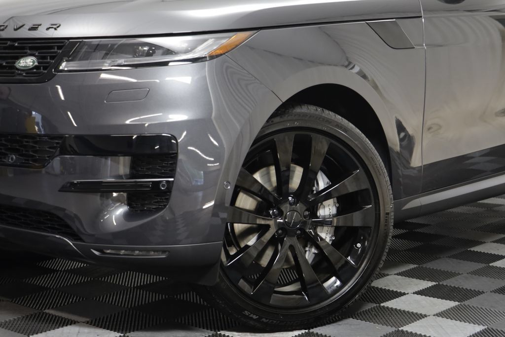 New 2026 Land Rover Range Rover Sport SE AWD/4WD image 4