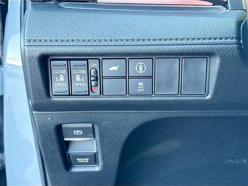 Used 2024 Honda Odyssey Sport image 10