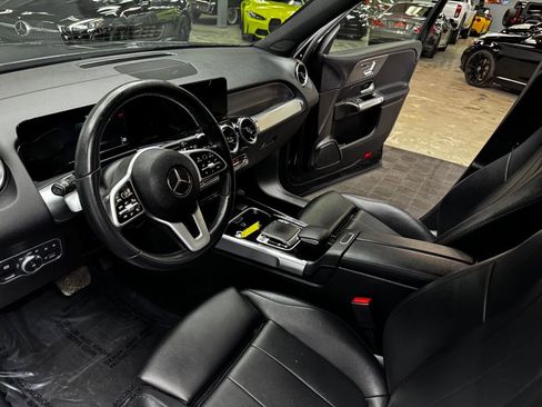 Used 2020 Mercedes-Benz GLB 250 4MATIC image 32