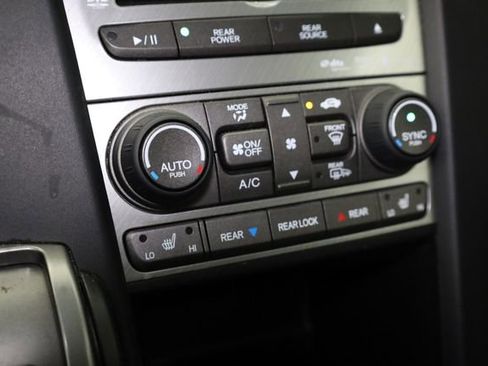 Used 2012 Honda Pilot Touring image 23