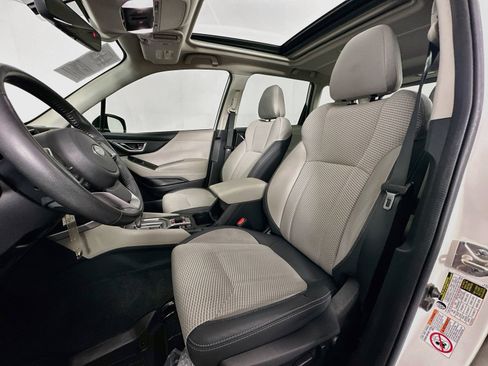 Used 2019 Subaru Forester Premium w/ All-Weather Package AWD/4WD image 20