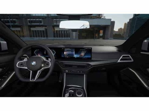 Used 2026 BMW 330i Sedan w/ M Sport Package image 10