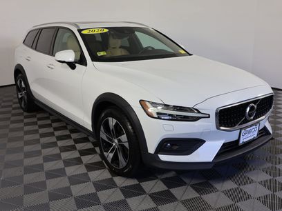 Used 2020 Volvo V60 T5 Cross Country