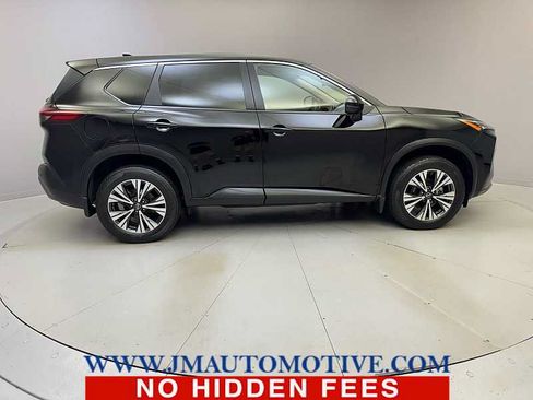 Used 2023 Nissan Rogue SV AWD/4WD image 6