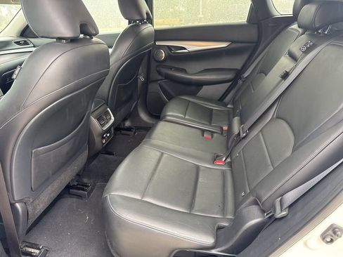 Used 2019 INFINITI QX50 Essential w/ Premium Heat Package image 36