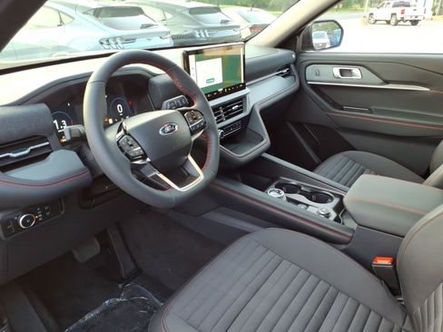 New 2027 Ford Explorer ST-Line AWD/4WD image 5