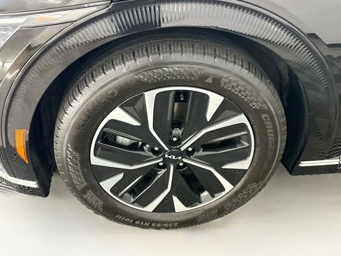Used 2024 Kia EV6 Wind AWD/4WD image 11