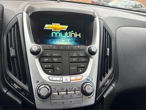 Used 2015 Chevrolet Equinox LT w/ Driver Convenience Package FWD image 16
