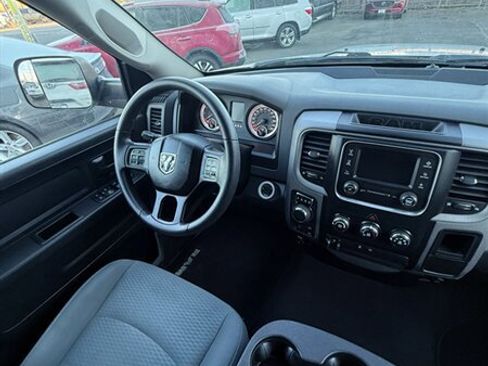 Used 2017 RAM 1500 Express image 17