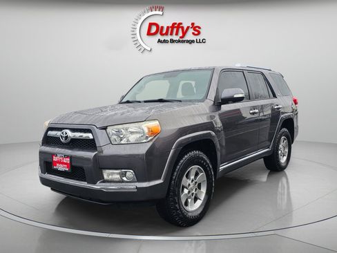Used 2013 Toyota 4Runner SR5 w/ Convenience Pkg image 12