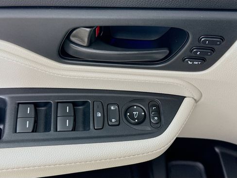 Certified 2026 Honda Odyssey EX-L image 19