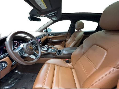 Used 2021 Porsche Cayenne Coupe AWD/4WD image 20