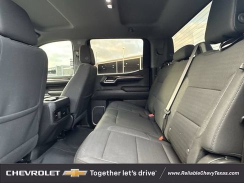 Used 2023 Chevrolet Silverado 1500 LT Trail Boss AWD/4WD image 30