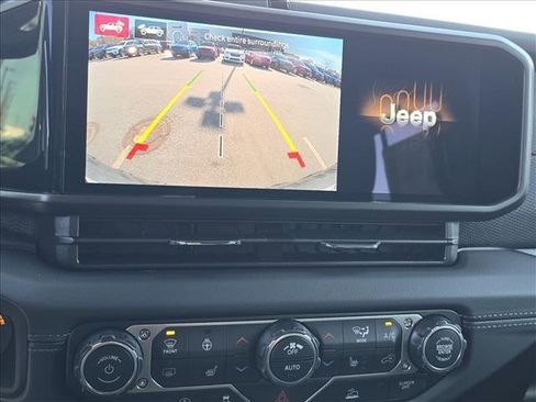 New 2026 Jeep Wrangler Unlimited Rubicon w/ Technology Group image 13