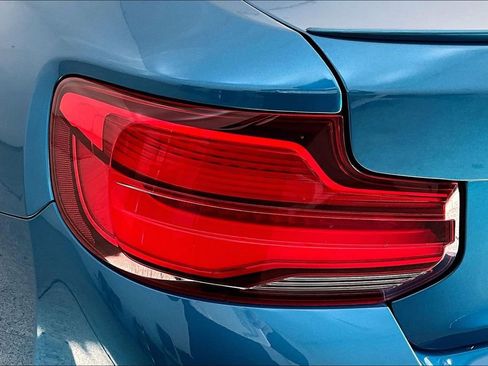 Used 2018 BMW M2 image 41