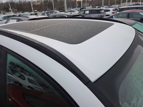 Used 2021 BMW X5 M50i w/ Premium Package image 3