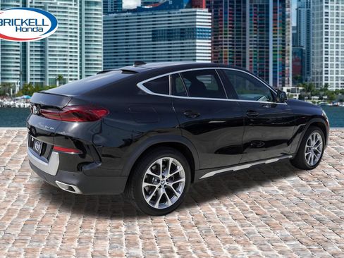 Used 2023 BMW X6 xDrive40i w/ Premium Package AWD/4WD image 5
