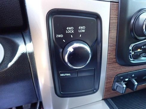 Used 2014 RAM 2500 Laramie AWD/4WD image 22