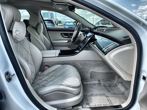 Used 2024 Mercedes-Benz Maybach S 680 4MATIC image 9