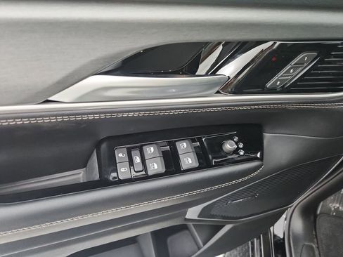 New 2025 Jeep Wagoneer Series II w/ Premium Group I image 21