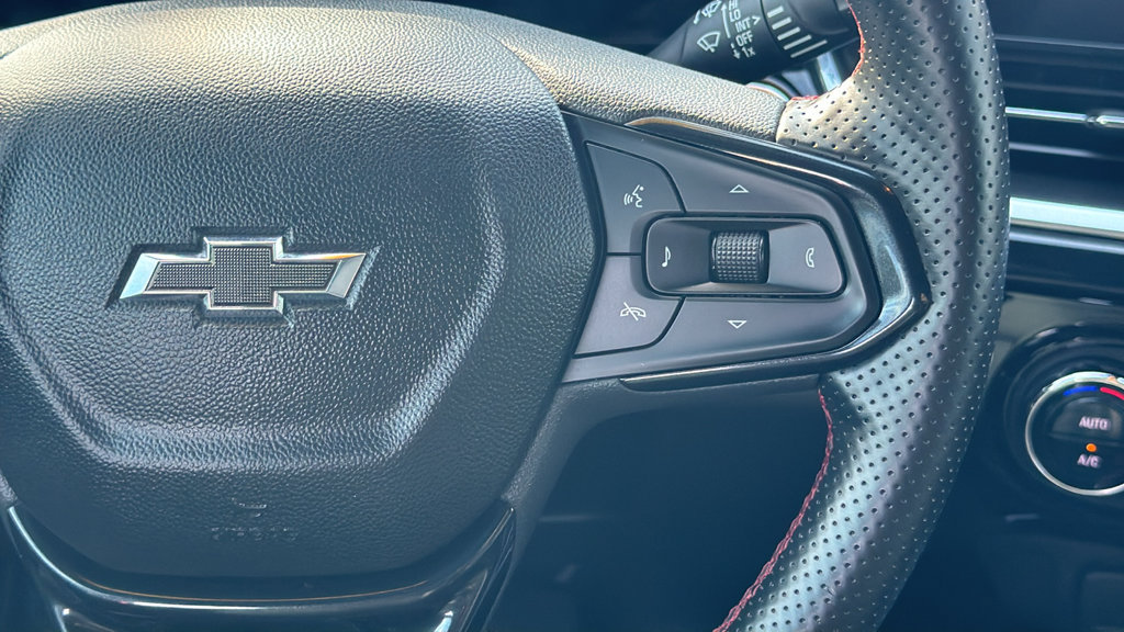 Used 2024 Chevrolet Trax RS w/ Driver Confidence Package FWD image 29
