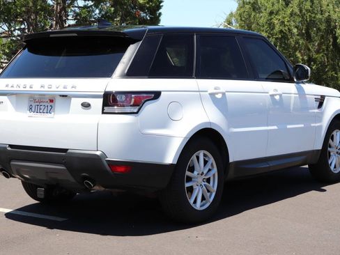 Used 2017 Land Rover Range Rover Sport SE AWD/4WD image 9