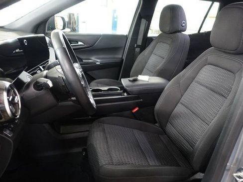 Used 2025 Chevrolet Equinox LT FWD image 10