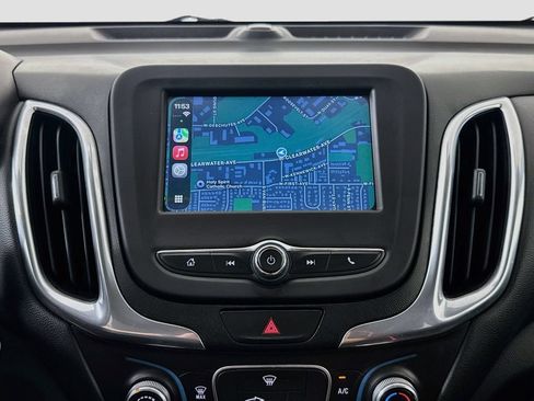 Used 2018 Chevrolet Equinox LT AWD/4WD image 15