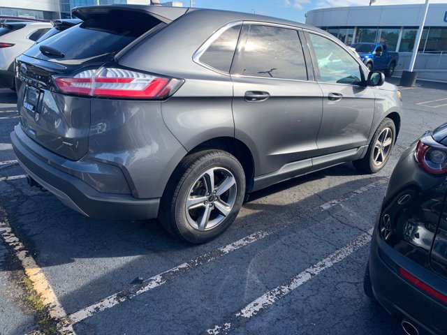 Used 2023 Ford Edge SEL w/ Convenience Package AWD/4WD image 3