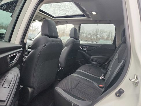 Used 2023 Subaru Forester Premium image 10