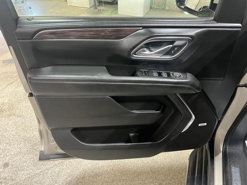 Used 2024 Chevrolet Tahoe LT AWD/4WD image 19