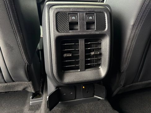 Used 2026 Ford Bronco Outer Banks AWD/4WD image 27