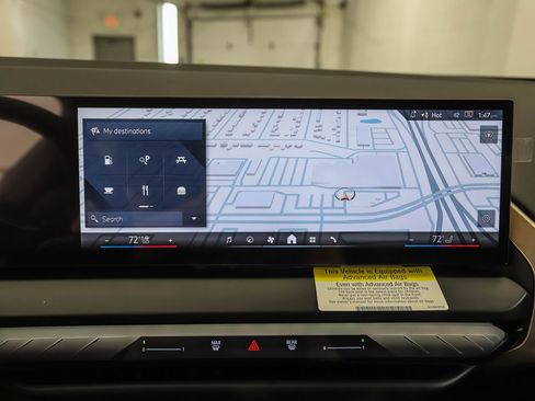 Used 2025 BMW X3 xDrive30i w/ Premium Package image 17