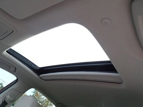 Used 2024 Honda Accord EX image 10