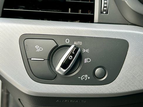 Used 2018 Audi A4 2.0T Premium Plus image 28