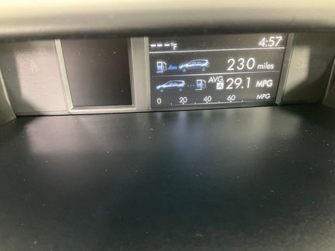 Used 2018 Subaru Forester 2.5i Premium w/ All-Weather Package image 17