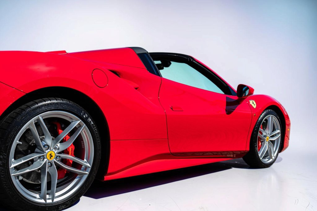 Certified 2019 Ferrari 488 Spider RWD image 20